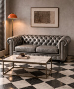 Καναπές Camden Chesterfield διθέσιος δερμάτινος σε χρώμα γκρι αντικέ - Image 2